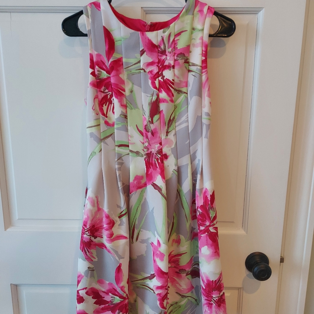 Vince Camuto Scuba Flowery Dress